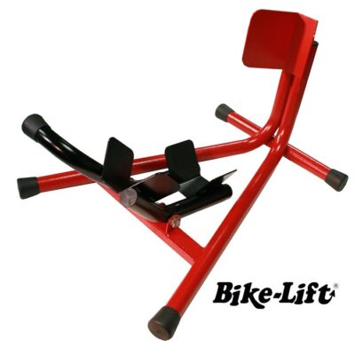 Mordaza de transporte Bike-Lift W-28F con pedal de seguridad y patas extendidas para fijación de motos en remolques.